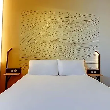 B&B Hotel Epernay Hotel 2*