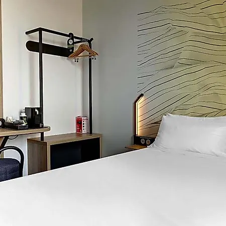 B&B Hotel Epernay Hotel 2*