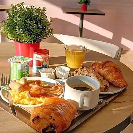 B&B Hotel Epernay 2*